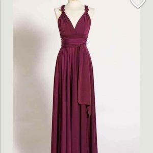 Infinitely long dress in vino/marsala
